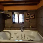 Valle De Bueida, Jacuzzi Solo En Casas El El Palacio Y Viscarcel 컨트리하우스 *