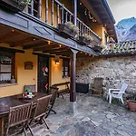 컨트리하우스 Valle De Bueida, Jacuzzi Solo En Casas El El Palacio Y Viscarcel Bárzana