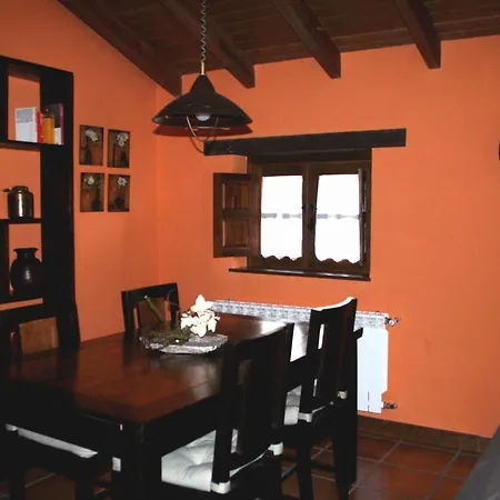 Valle De Bueida, Jacuzzi Solo En Casas El El Palacio Y Viscárcel Casa di campagna Bárzana