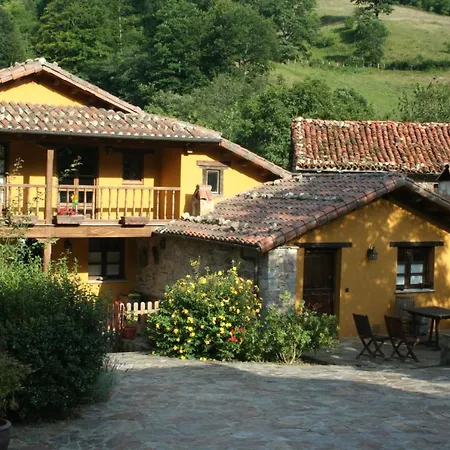 Kır Evi Valle De Bueida, Jacuzzi Solo En Casas El El Palacio Y Viscarcel *