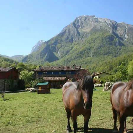 Landhuis Valle De Bueida, Jacuzzi Solo En Casas El El Palacio Y Viscarcel Bárzana
