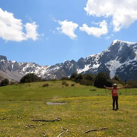 Casa di campagna Valle De Bueida, Jacuzzi Solo En Casas El El Palacio Y Viscárcel