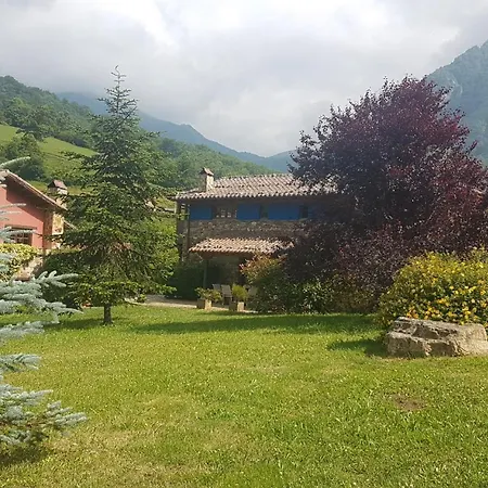 Casa di campagna Valle De Bueida, Jacuzzi Solo En Casas El El Palacio Y Viscárcel Bárzana