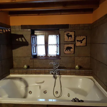 Valle De Bueida, Jacuzzi Solo En Casas El El Palacio Y Viscárcel Casa di campagna *