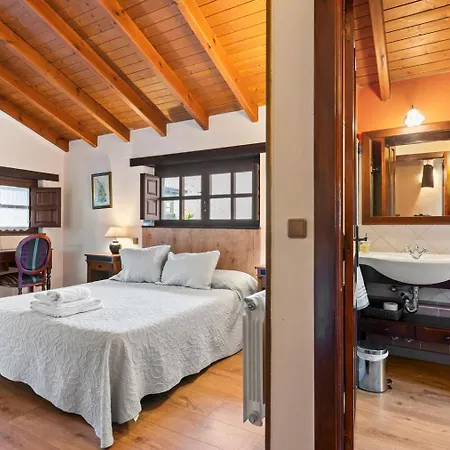 Landhuis Valle De Bueida, Jacuzzi Solo En Casas El El Palacio Y Viscarcel Bárzana